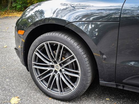 Used 2019 Porsche Macan image 35