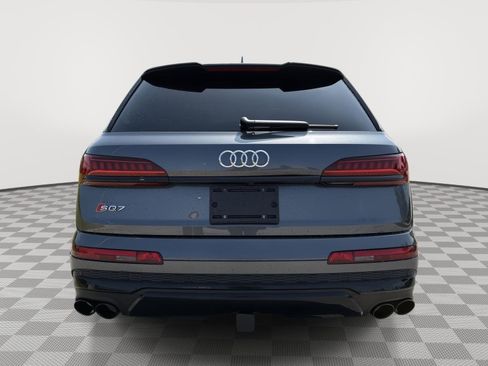 Used 2023 Audi SQ7 Prestige AWD/4WD image 4