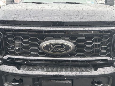 New 2026 Ford F250 Lariat w/ Black Appearance Package AWD/4WD image 12