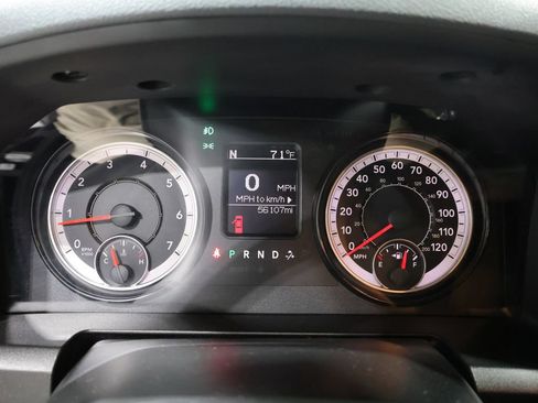 Used 2019 RAM 1500 Express w/ Express Value Package AWD/4WD image 37