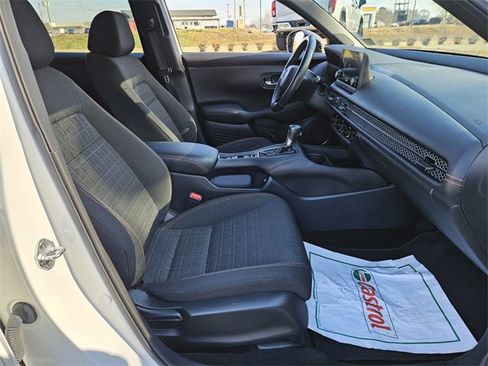 Used 2023 Honda HR-V Sport image 15