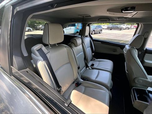 Used 2025 Honda Odyssey Touring image 15