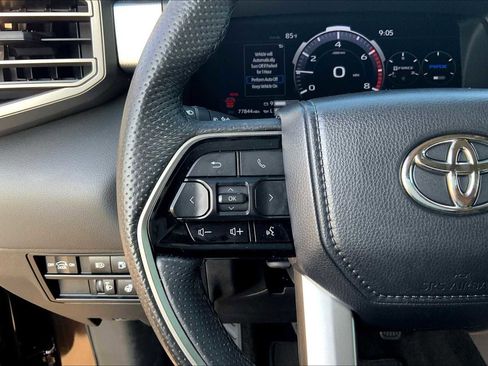 Used 2023 Toyota Sequoia Limited image 23