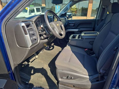 Used 2017 Chevrolet Silverado 1500 LT w/ All Star Edition image 9