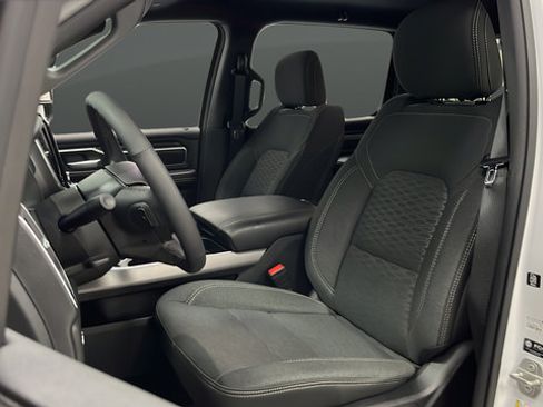 Used 2025 RAM 1500 Lone Star AWD/4WD image 9