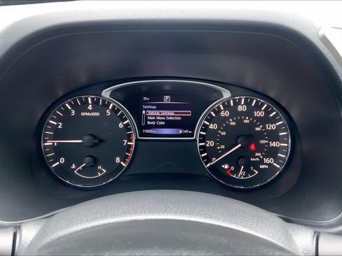 Used 2017 Nissan Pathfinder S FWD image 25