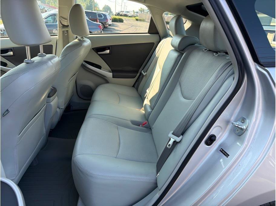 Used 2011 Toyota Prius Four w/ Navigation Pkg FWD image 12