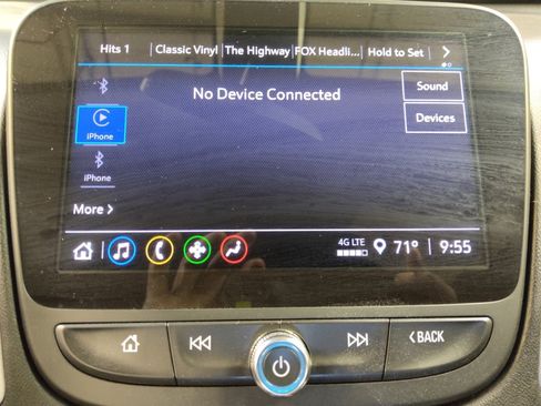 Used 2022 Chevrolet Malibu LT image 25