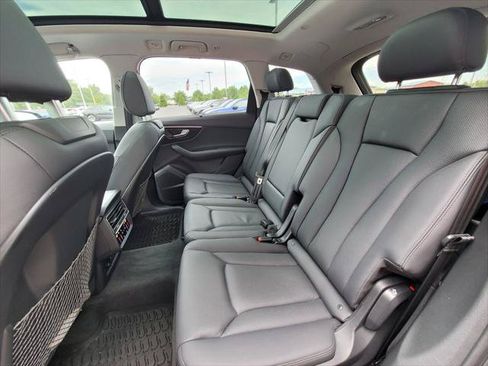 Used 2023 Audi Q7 3.0T Premium Plus w/ Premium Plus Package AWD/4WD image 19