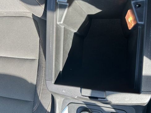 Used 2019 Chevrolet Traverse LT AWD/4WD image 41