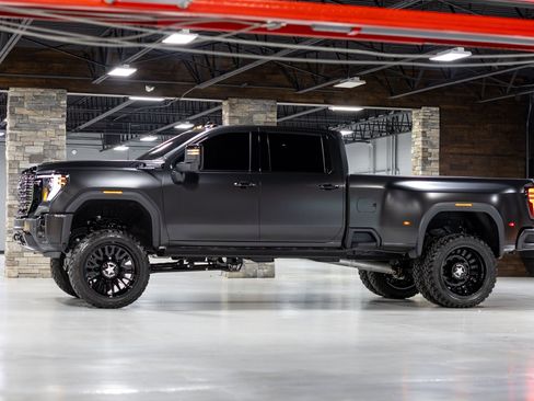 Used 2026 GMC Sierra 3500 Denali Ultimate AWD/4WD image 14