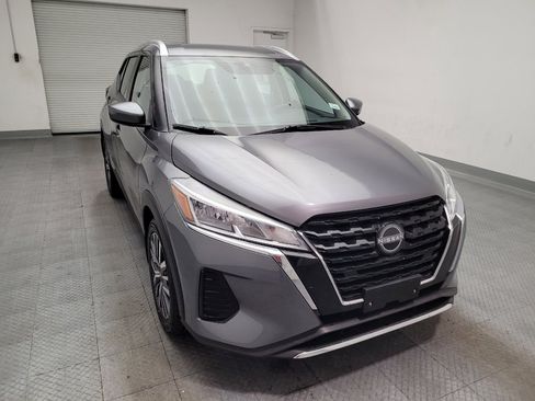 Used 2024 Nissan Kicks SV FWD image 14