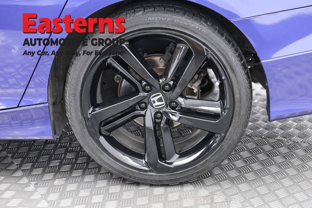 Used 2018 Honda Accord Sport image 30