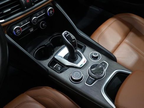 Used 2020 Alfa Romeo Giulia Ti w/ Active Blind Spot Package image 26
