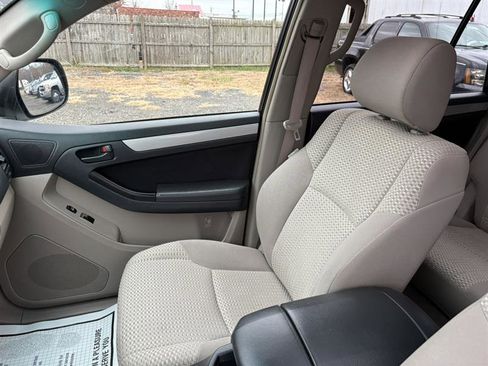 Used 2009 Toyota 4Runner 4WD image 8