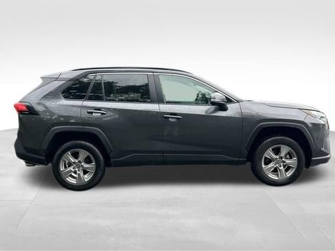 Used 2025 Toyota RAV4 XLE AWD/4WD image 6