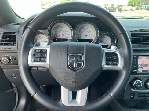 Used 2014 Dodge Challenger R/T RWD image 14