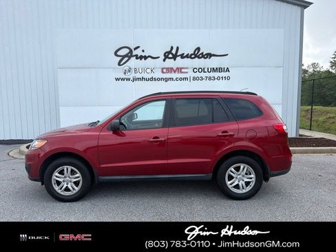 Used 2010 Hyundai Santa Fe GLS FWD image 2