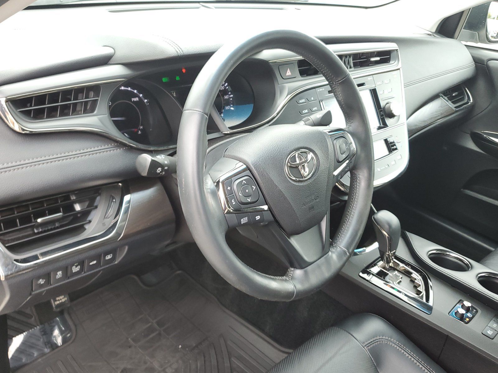 Used 2016 Toyota Avalon Limited w/ Protection Package FWD image 19