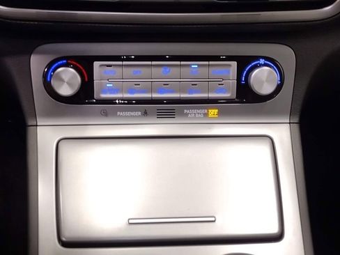 Certified 2023 Hyundai Kona Limited image 28