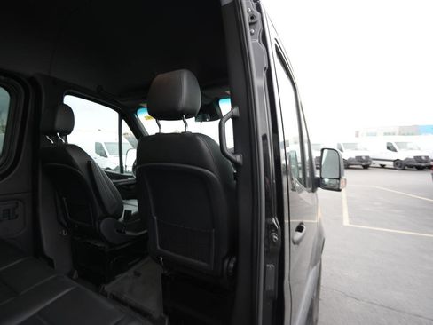Used 2024 Mercedes-Benz Sprinter 2500 image 18