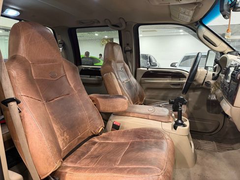 Used 2006 Ford F250 King Ranch image 8