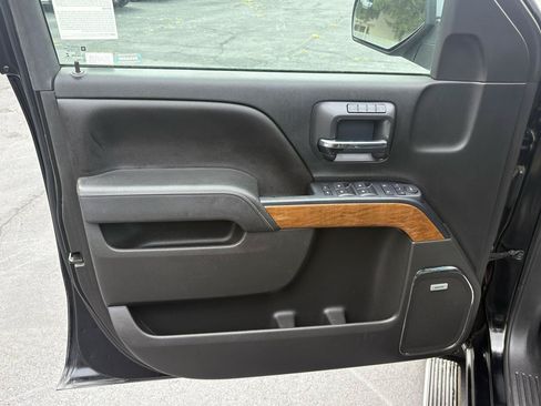 Used 2016 Chevrolet Silverado 1500 LTZ w/ LTZ Plus Package AWD/4WD image 14