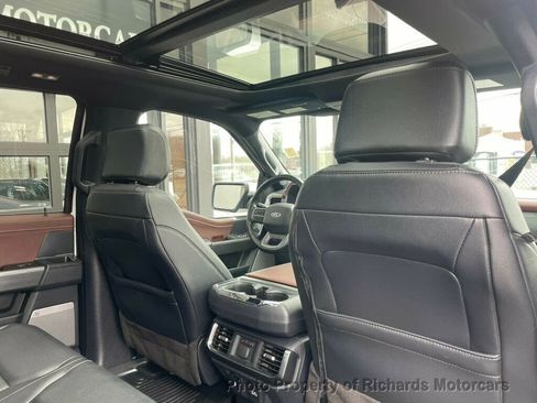 Used 2022 Ford F150 Lariat w/ Equipment Group 502A High image 20