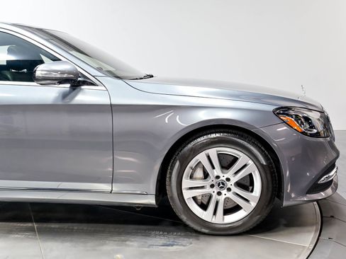 Used 2019 Mercedes-Benz S 560 4MATIC Sedan w/ Premium Package image 21