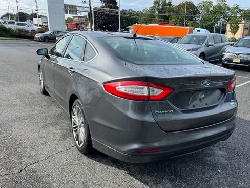 Used 2015 Ford Fusion SE w/ Equipment Group 202A FWD image 6