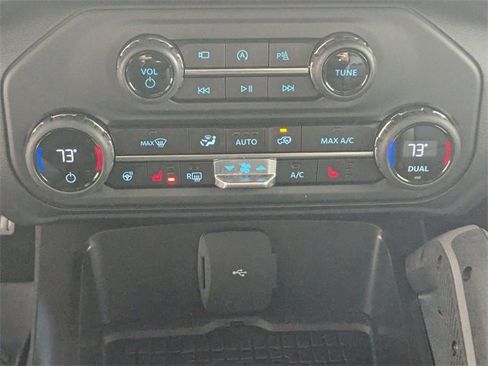 Used 2024 Ford Bronco Outer Banks image 21