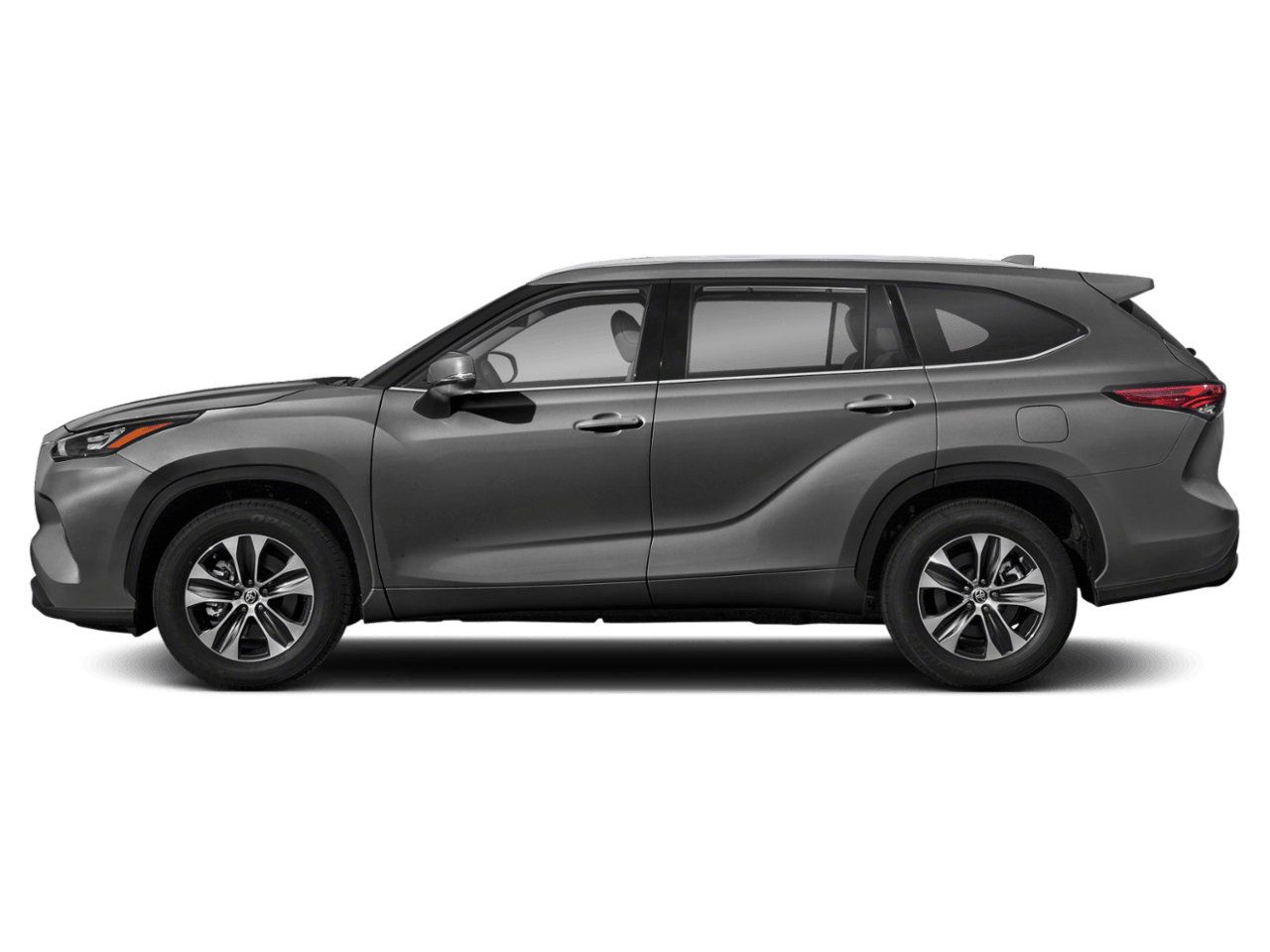Used 2021 Toyota Highlander XLE AWD/4WD image 2