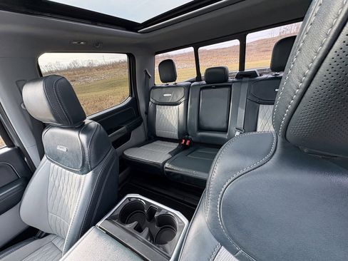 Used 2022 Ford F150 Limited image 37