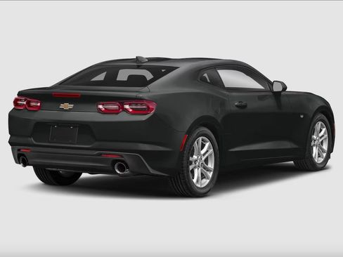 Used 2022 Chevrolet Camaro LT w/ Redline Edition RWD image 3
