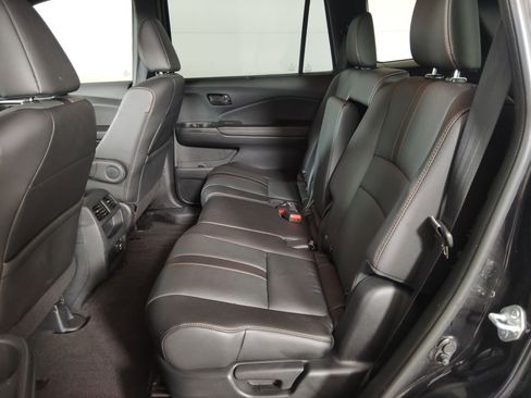 Certified 2023 Honda Passport TrailSport image 14