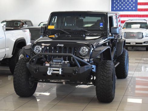 Used 2018 Jeep Wrangler Unlimited Sport S AWD/4WD image 5