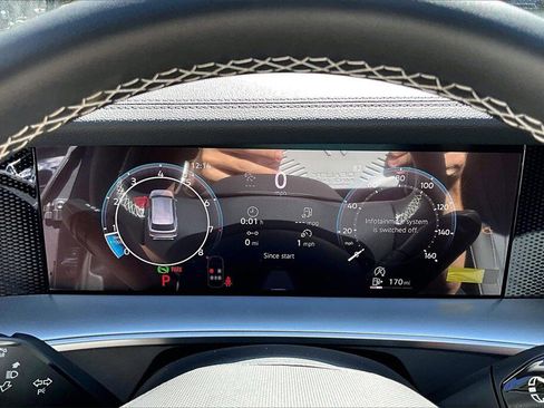 New 2026 Volkswagen Tiguan SE image 26