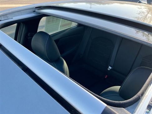 Used 2023 Kia Forte GT-Line w/ GT-Line Premium Package image 21