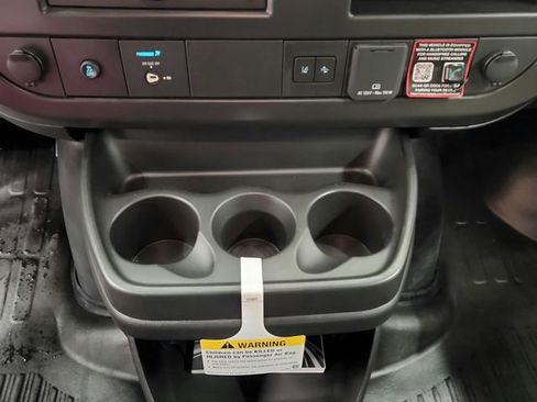 New 2026 Chevrolet Express 3500 RWD image 23