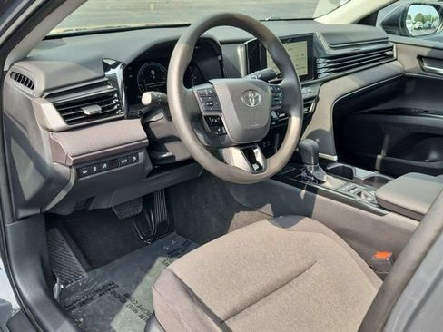 Certified 2025 Toyota Camry LE FWD image 9