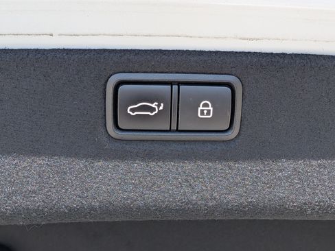 Used 2020 Genesis G80 3.8 w/ Ultimate Package 03 AWD/4WD image 14