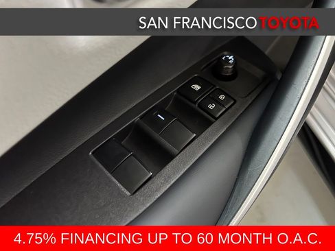 Certified 2025 Toyota Corolla SE image 33