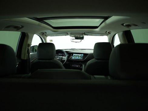 Used 2023 Buick Envision Avenir AWD/4WD image 16