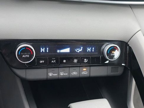 New 2026 Hyundai Elantra Blue image 24