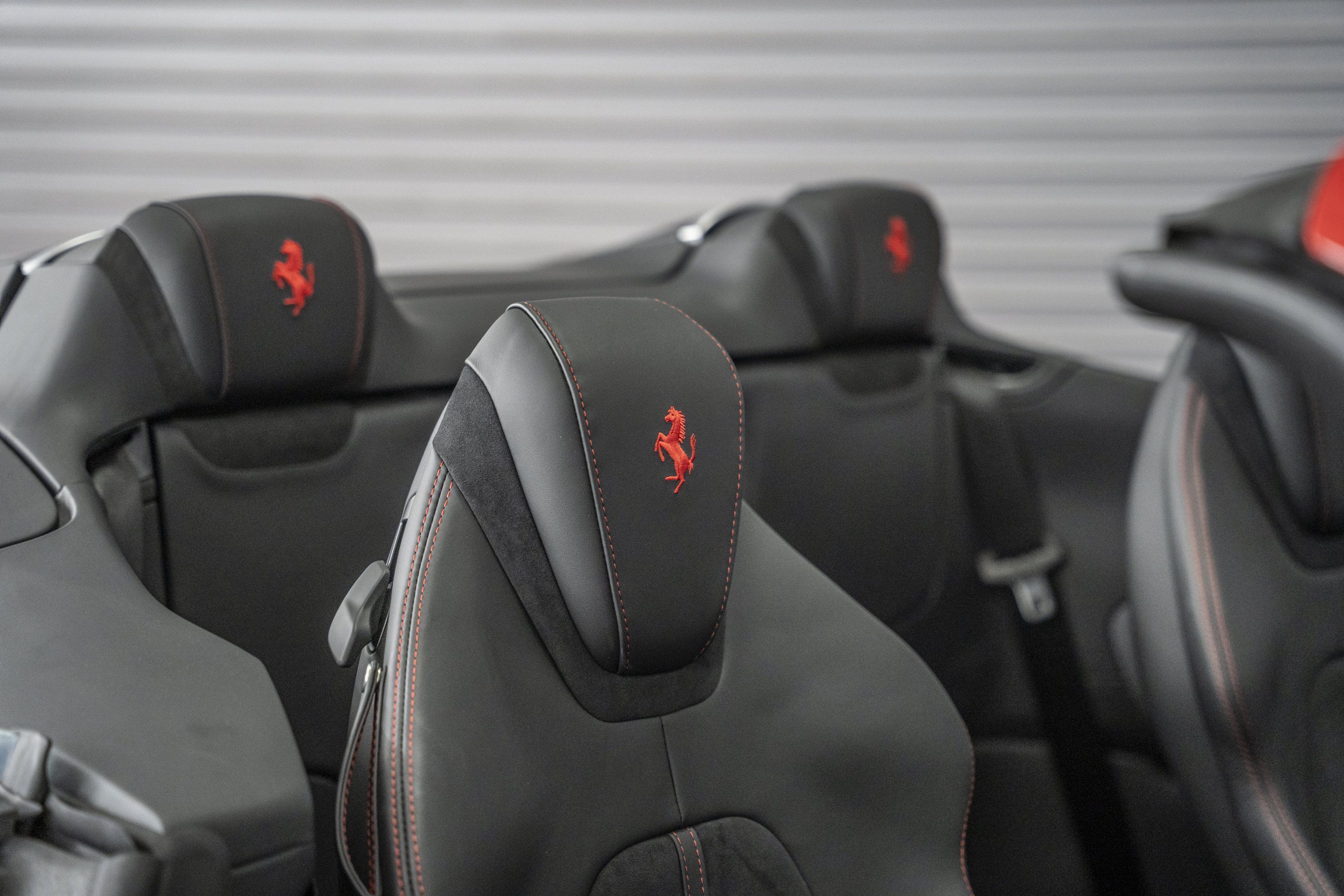 Used 2026 Ferrari Roma Spider RWD image 34