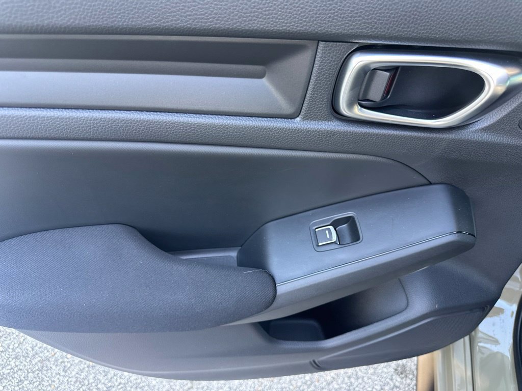 Used 2026 Honda Civic Sport image 32