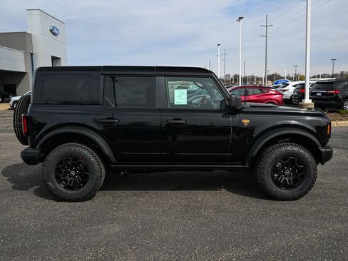 New 2026 Ford Bronco Badlands AWD/4WD image 3