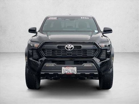 Used 2024 Toyota Tacoma TRD Off-Road w/ TRD Off Road Upgrade Package image 2