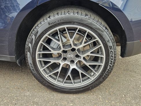 Used 2018 Porsche Macan S AWD/4WD image 33
