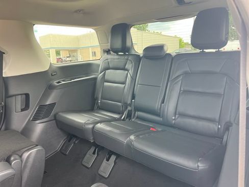 New 2027 Lincoln Navigator Reserve AWD/4WD image 32